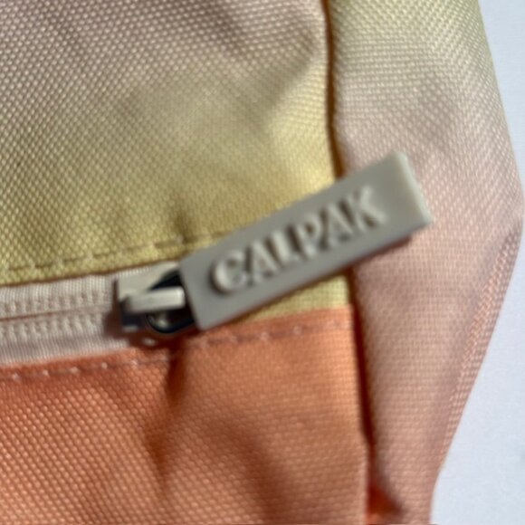 CALPAK Travel Tie Dye Mesh Packing Cube Bag 14.5" x 10.25" x 2.5" - Picture 6 of 12